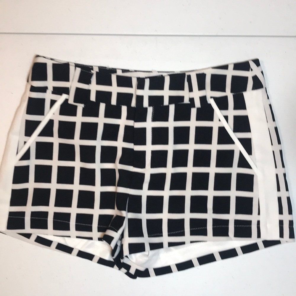Black/ivory grid print shorts